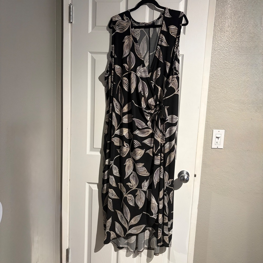 Lane Bryant Black White Leaf Print Faux Wrap Dress Sleeveless 26/28L Plus Size